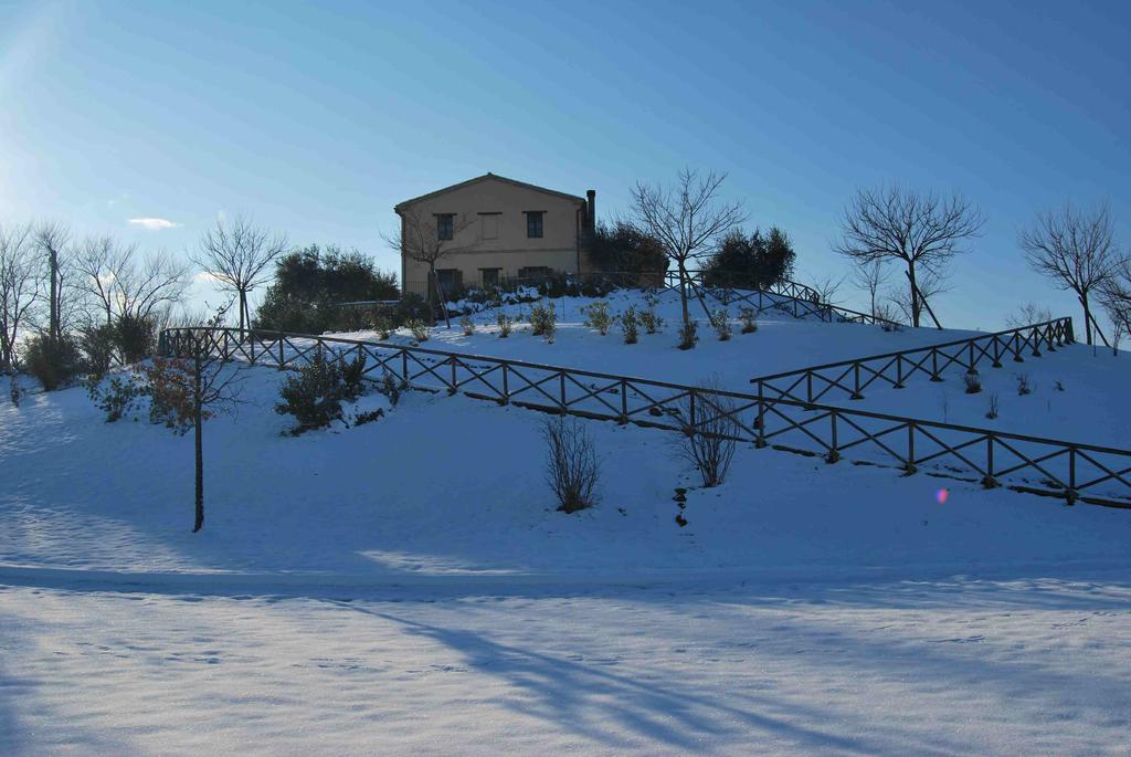 Cadabo Villa Montecarotto Exterior photo